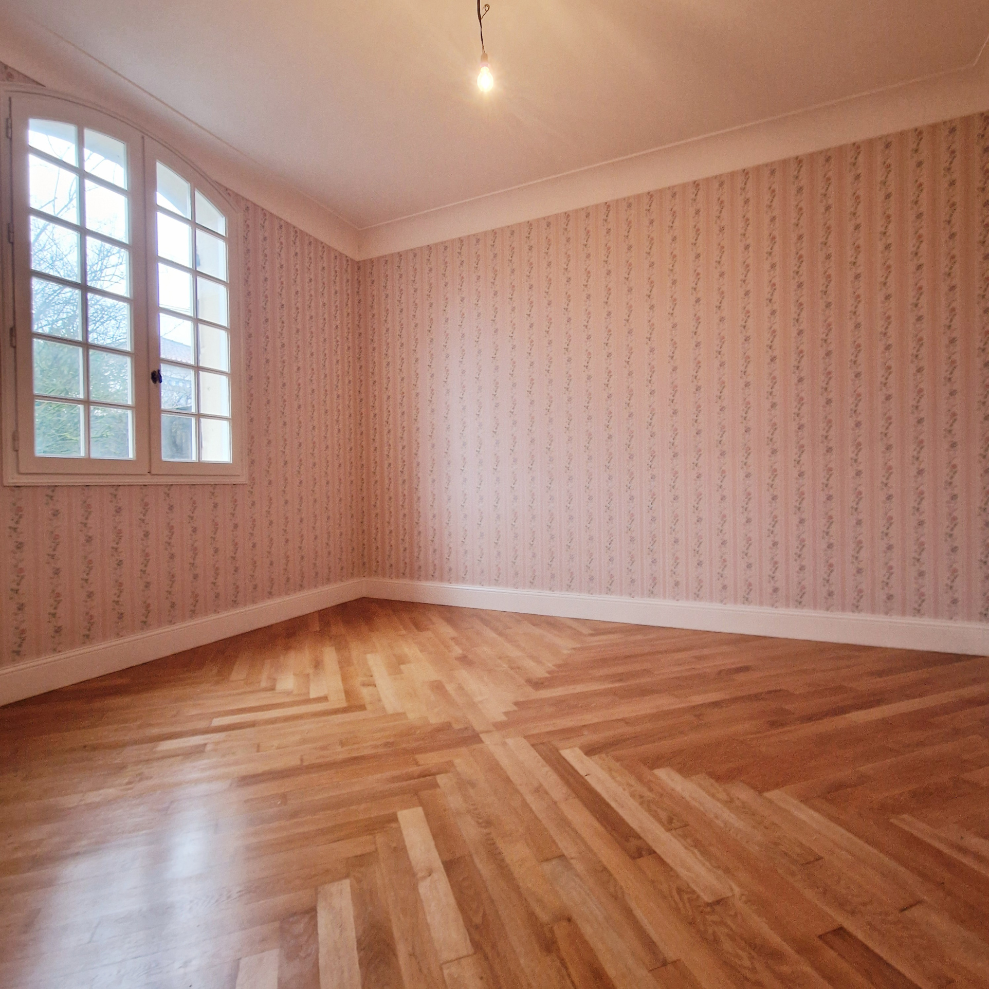 MAISON 116 M2 VILLENAVE D'ORNON