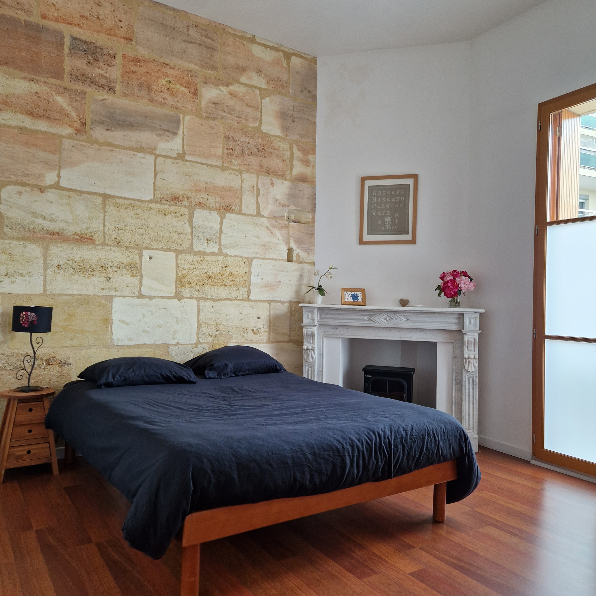 ECHOPPE 94 M2 BORDEAUX NANSOUTY TERRASSE ET GARAGE