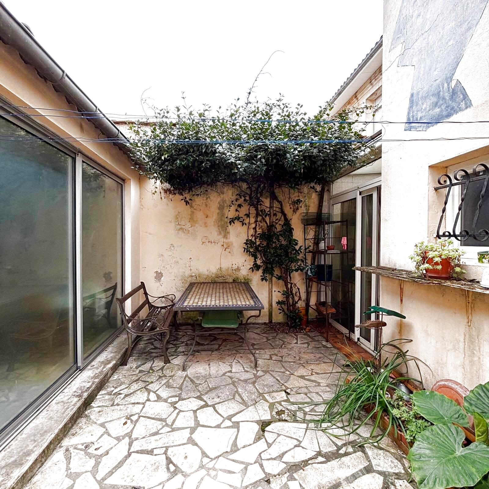 Maison avec dépendance - 132 m2 - 6 pièces