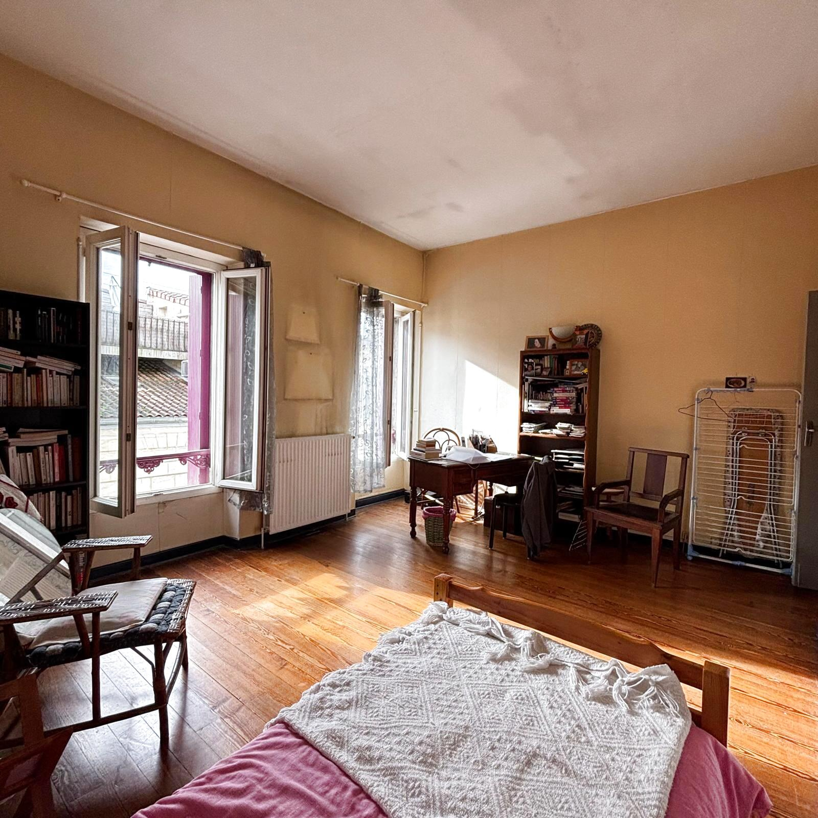 Maison avec dépendance - 132 m2 - 6 pièces