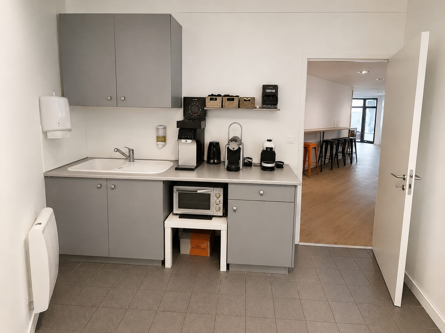 MURS COMMERCIAUX 220 M2 BORDEAUX