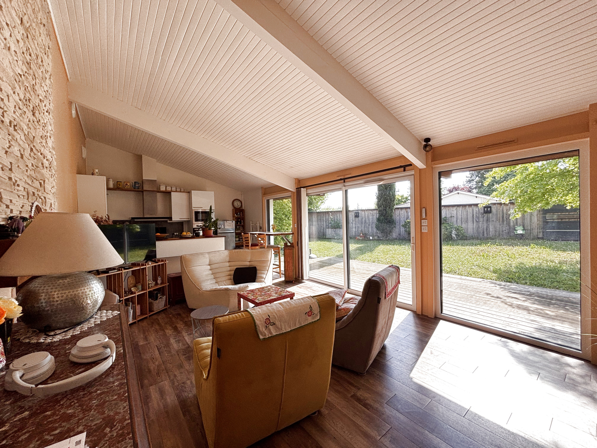 MAISON 3 CHAMBRES et BUREAU - VILLENAVE D'ORNON