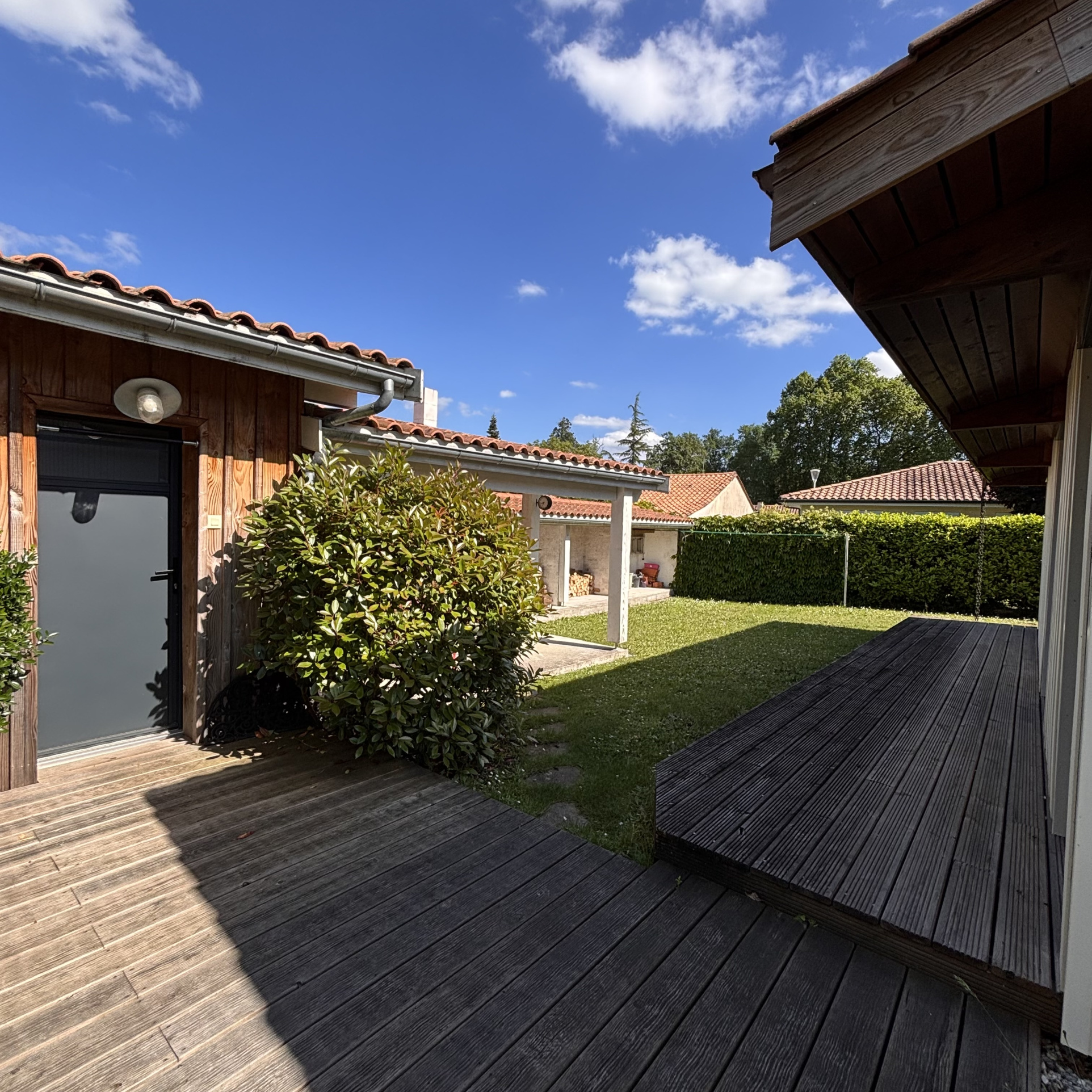 MAISON 3 CHAMBRES et BUREAU - VILLENAVE D'ORNON
