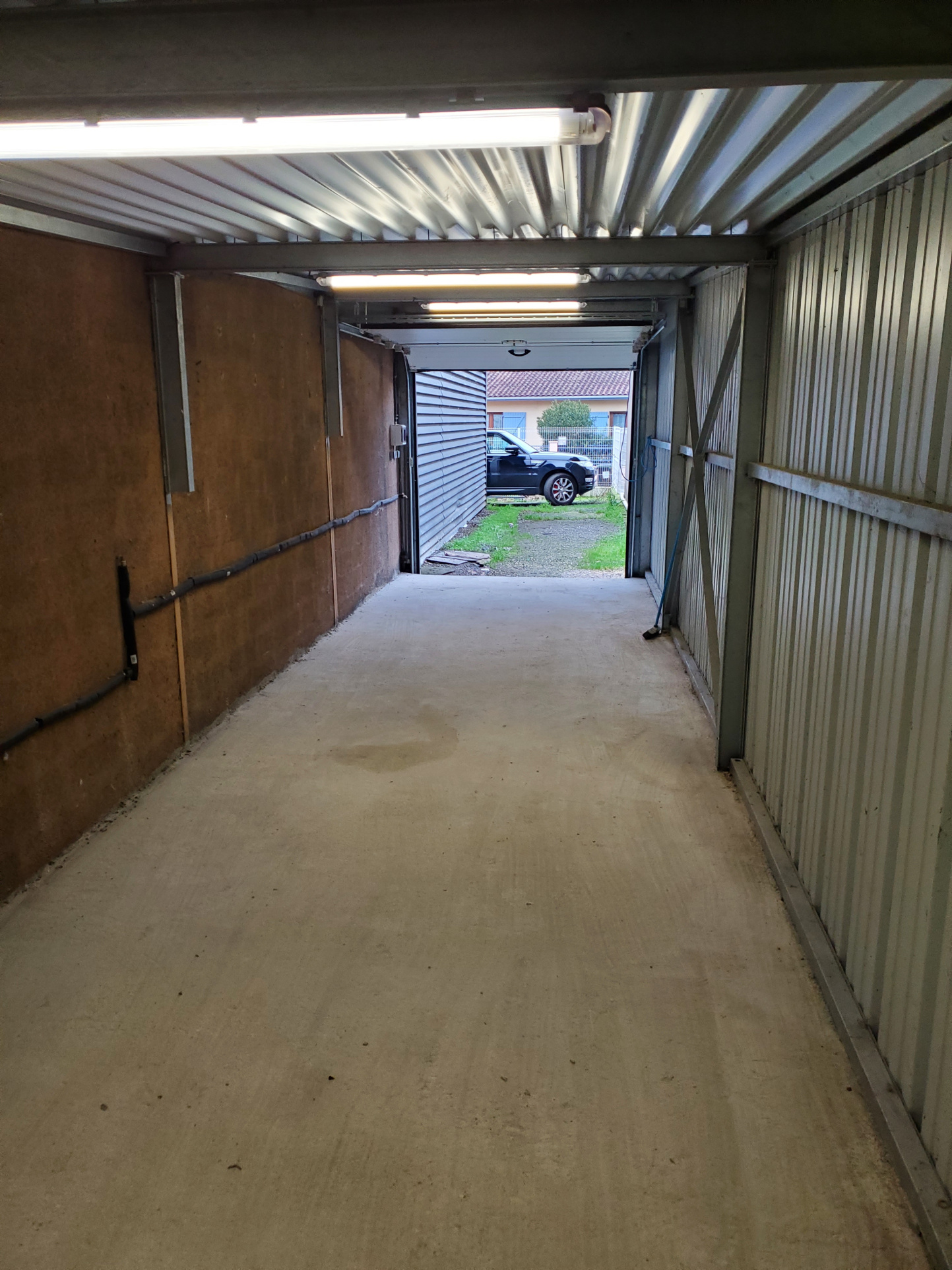 LOCAL D'ACTIVITÉ 300 M2 - VILLENAVE D'ORNON - TERRAIN 500 m2