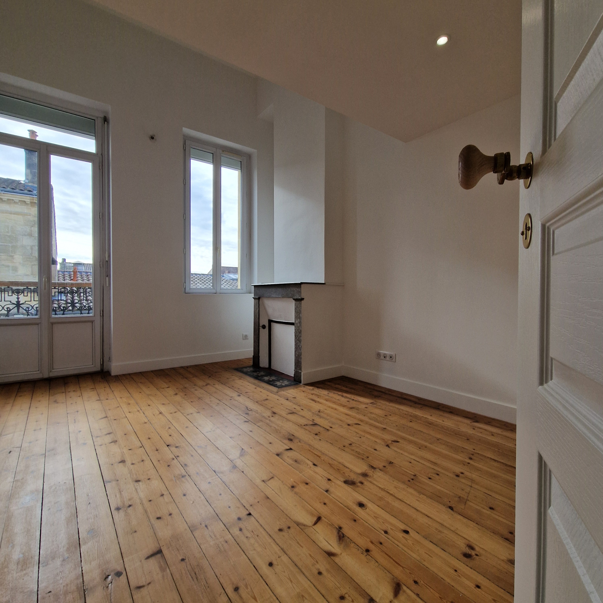 MAISON 125 M2 BORDEAUX NANSOUTY