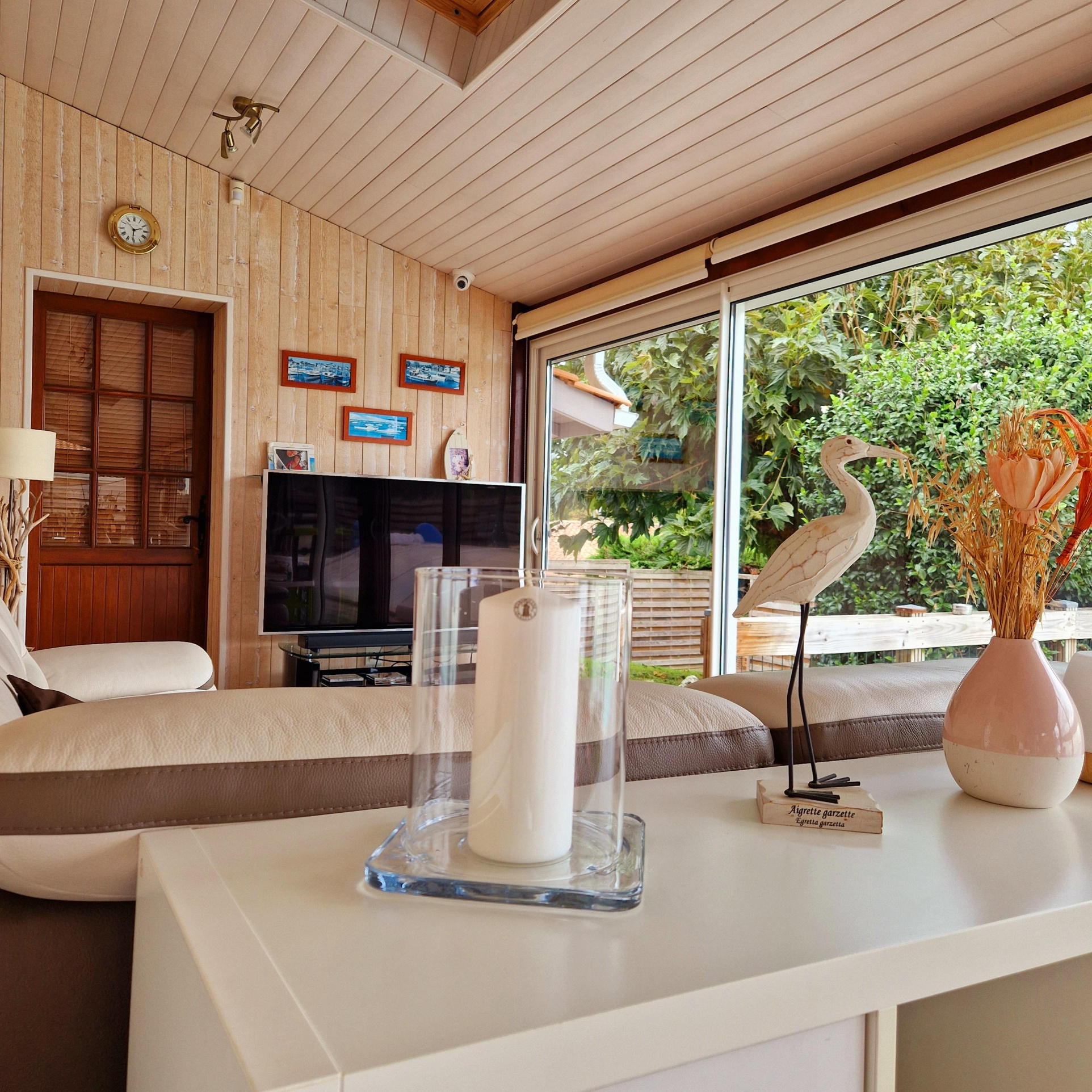 MAISON 132 M2 SALLEBOEUF AVEC PISCINE