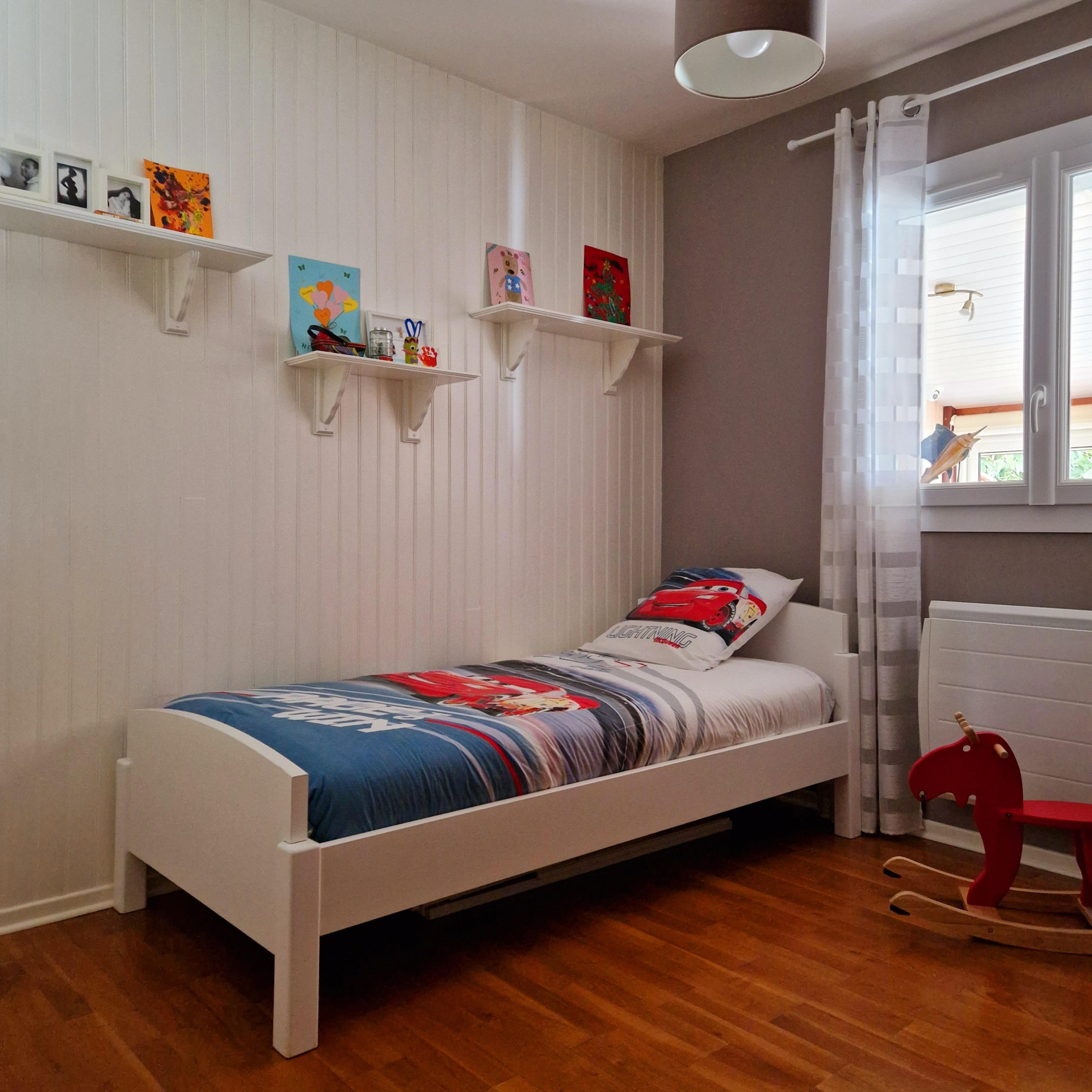 MAISON 132 M2 SALLEBOEUF AVEC PISCINE