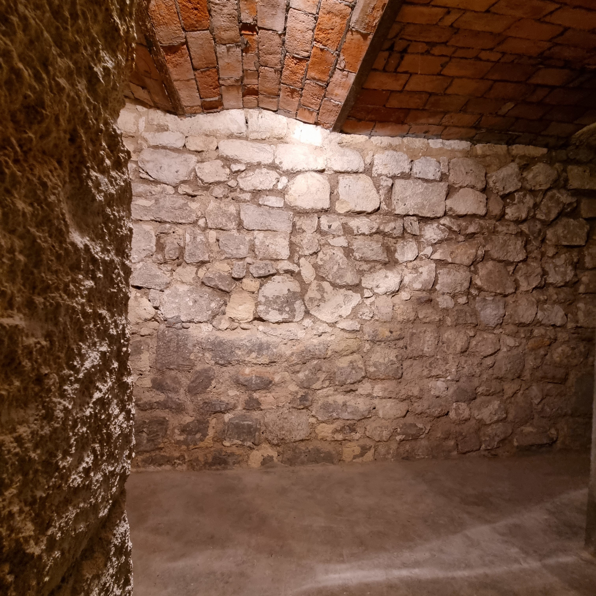 A VENDRE MAISON EN PIERRE 4 CHAMBRES BORDEAUX NANSOUTY JARD