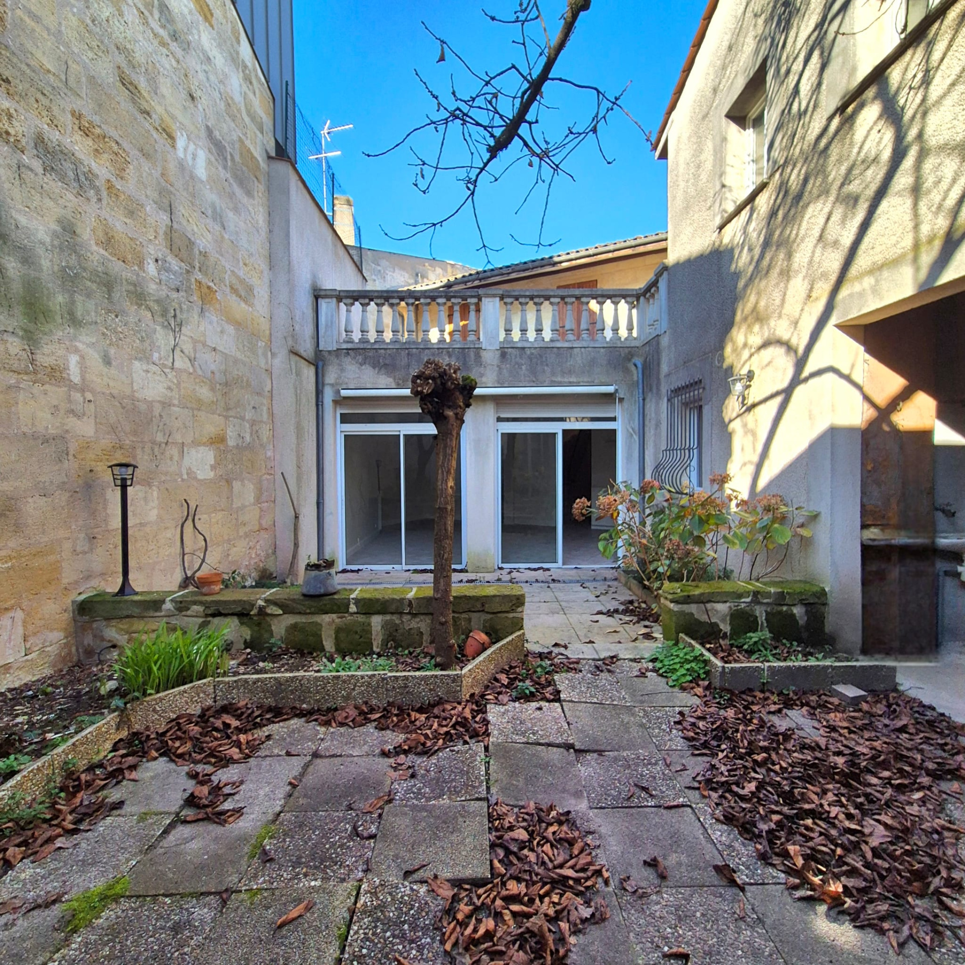 MAISON 225 M2 BORDEAUX NANSOUTY