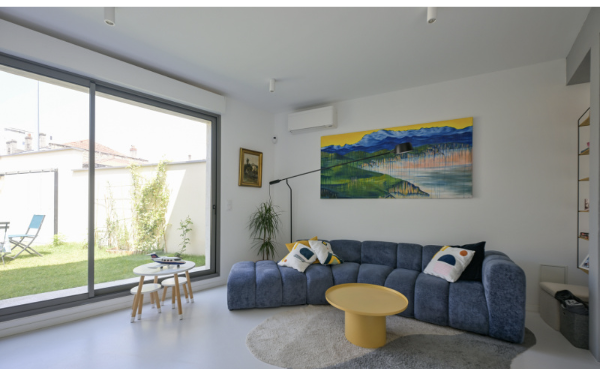 MAISON 120 M2 BORDEAUX BELCIER JARDIN ET PARKING