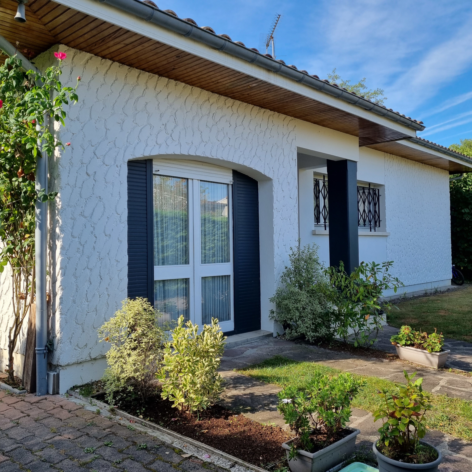MAISON DE PLAIN-PIED NON-MITOYENNE 130 M2 VILLENAVE D'ORNON