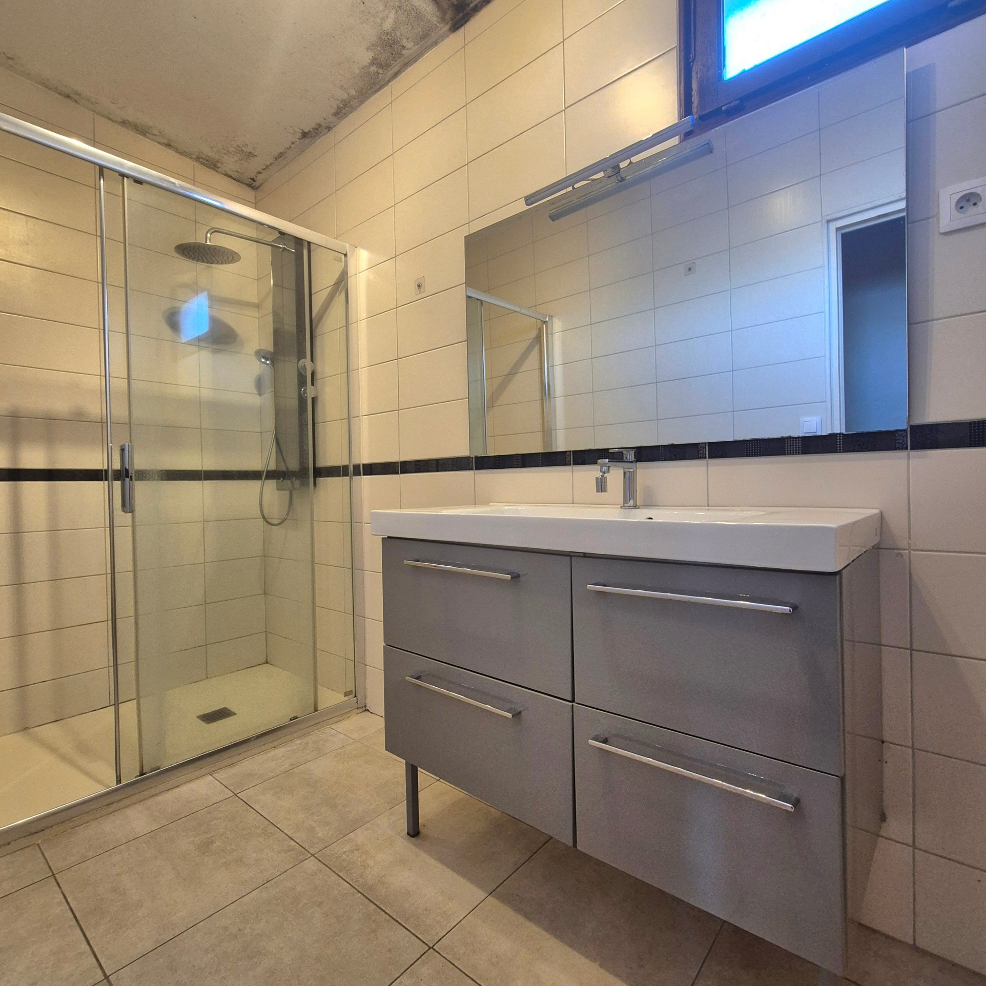 MAISON 77 M2 VILLENAVE D'ORNON