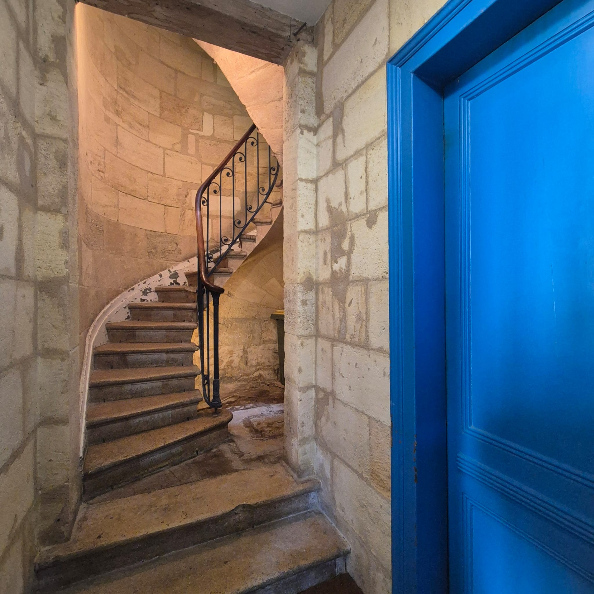 APPARTEMENT T1 BORDEAUX JARDIN PUBLIC