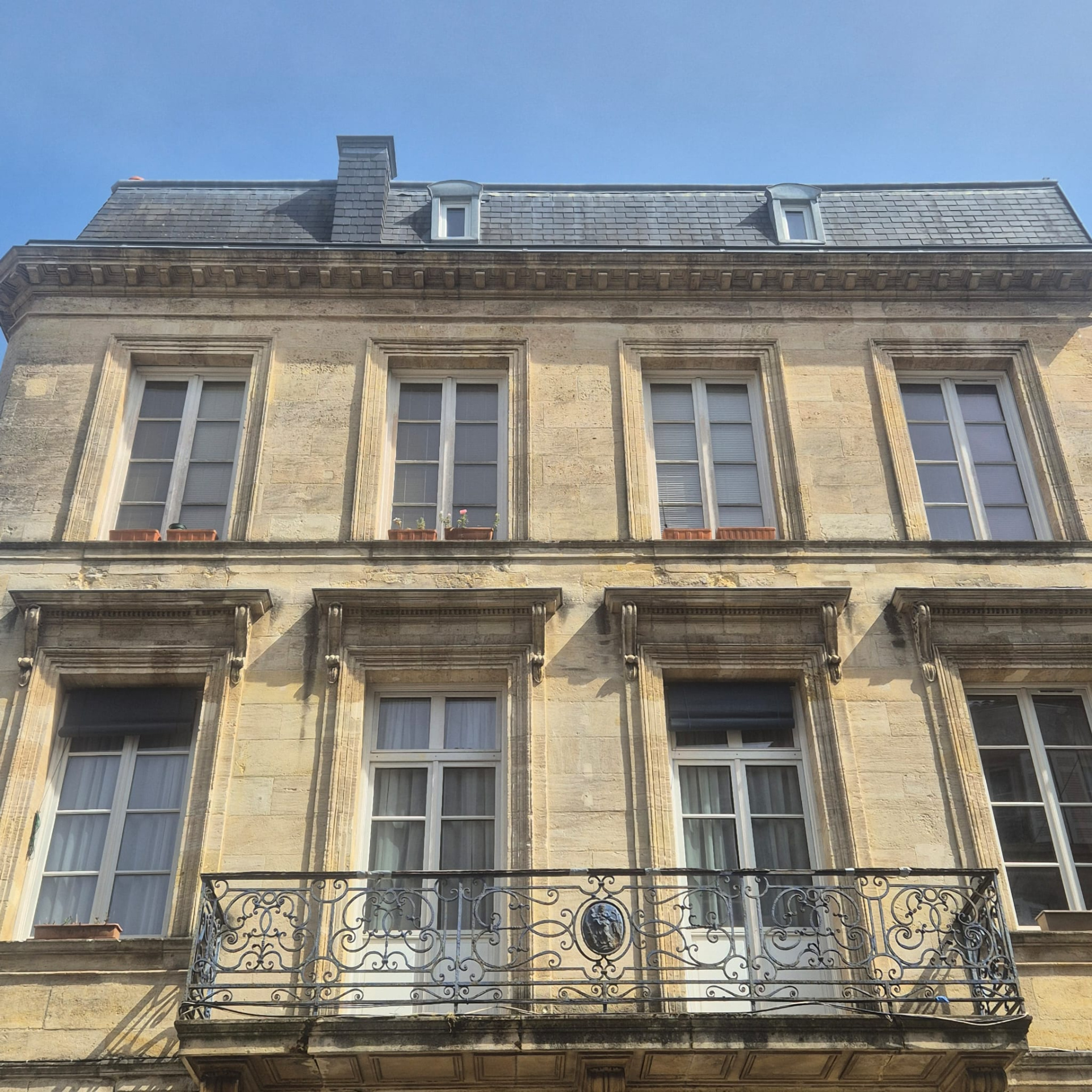 APPARTEMENT T1 BORDEAUX JARDIN PUBLIC