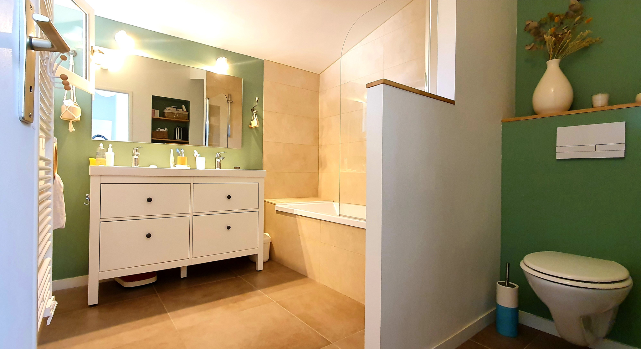 A VENDRE ECHOPPE RÉNOVÉE BORDEAUX NANSOUTY 4 CHAMBRES BALCON