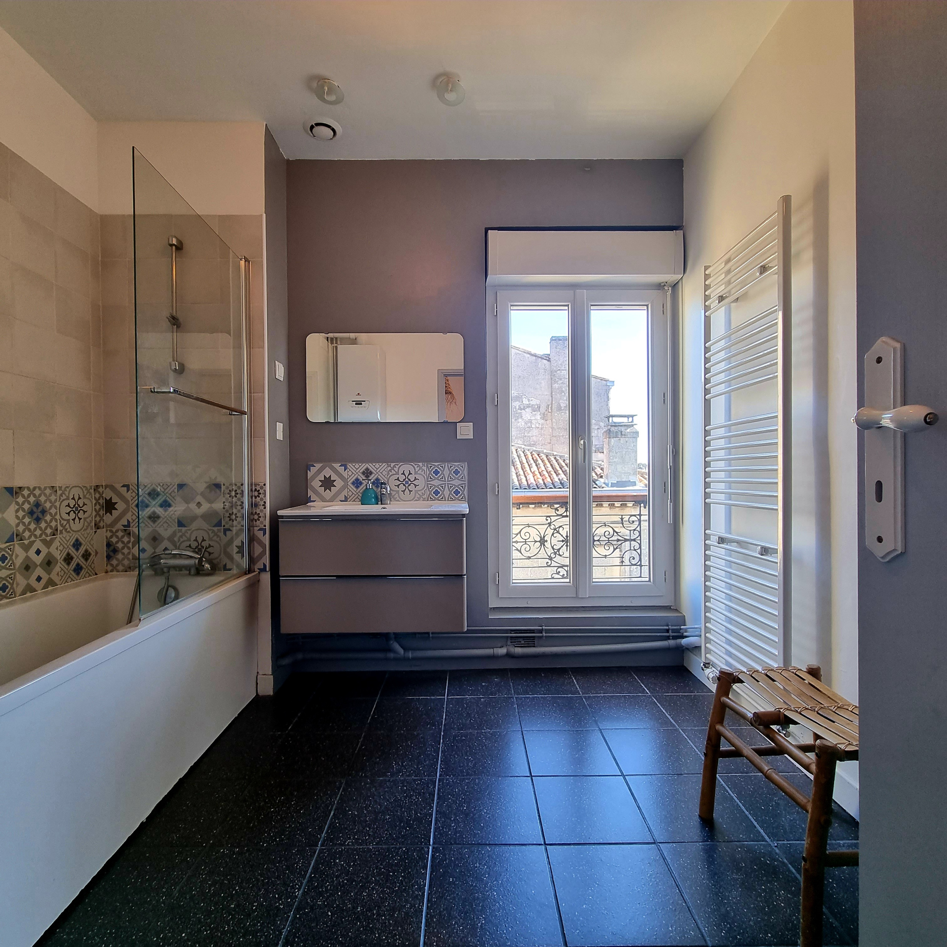 A LOUER APPARTEMENT MEUBLE 83 m2 BORDEAUX NANSOUTY