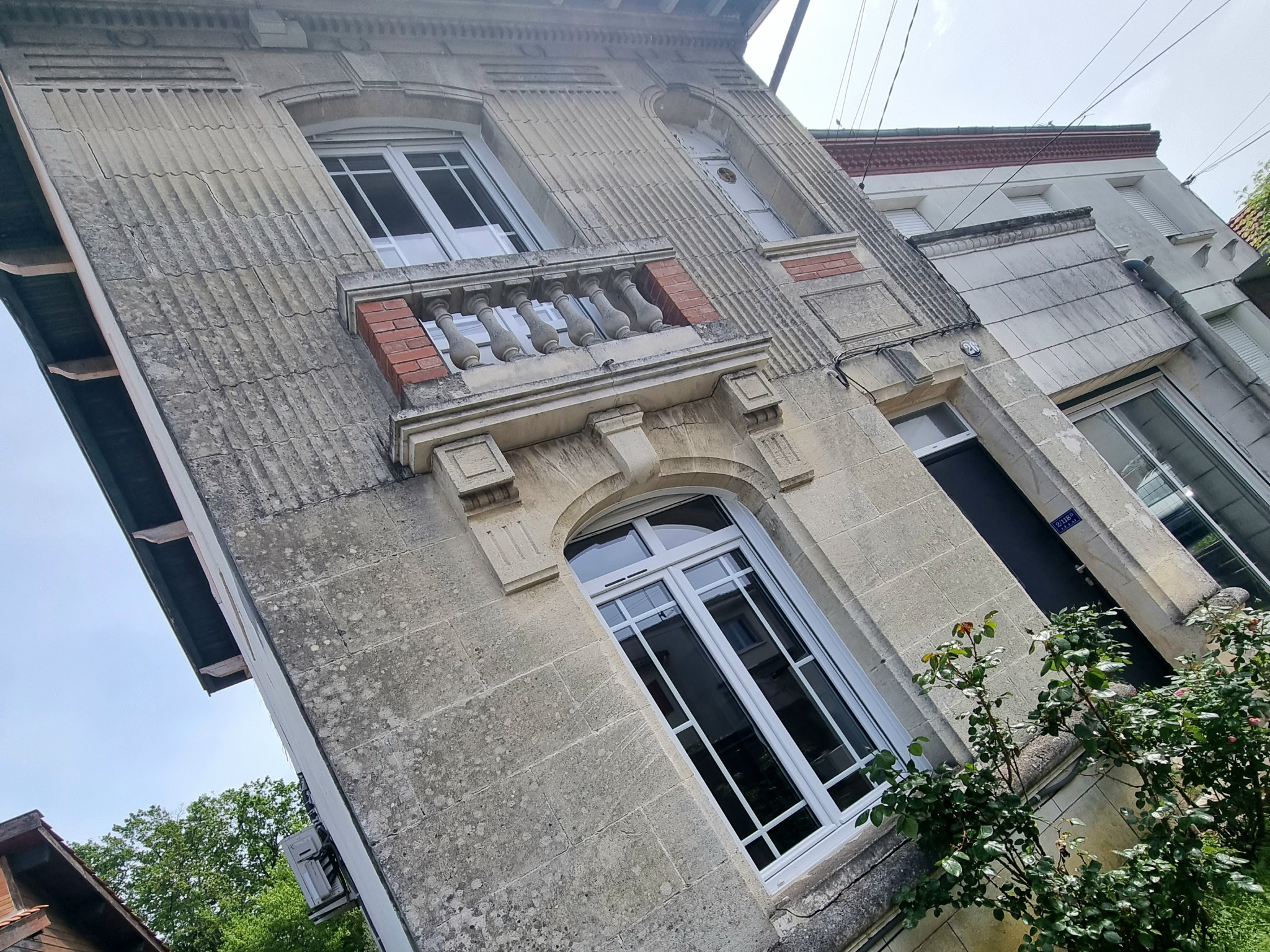 MAISON EN PIERRES 4 PIECES 110 m2 TALENCE BAGATELLE