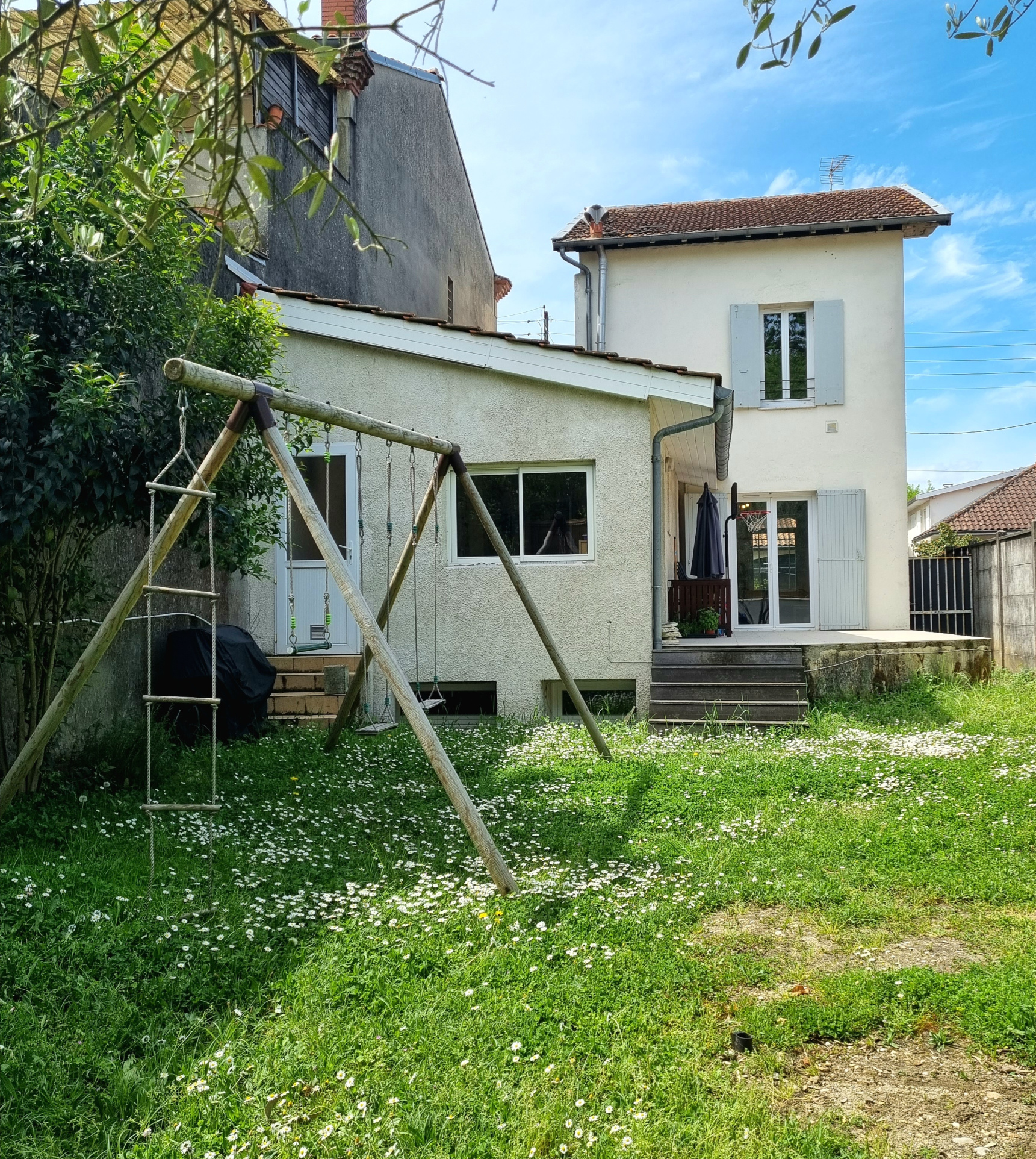 MAISON EN PIERRES 4 PIECES 110 m2 TALENCE BAGATELLE