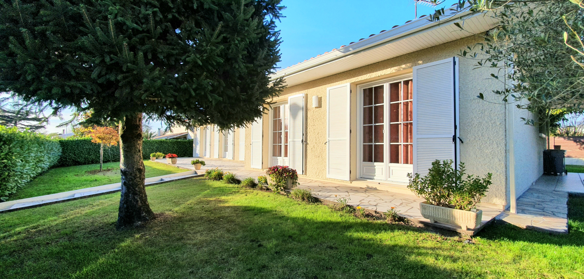 MAISON DE PLAIN-PIED NON-MITOYENNE 5 CHAMBRES VILLENAVE D'O