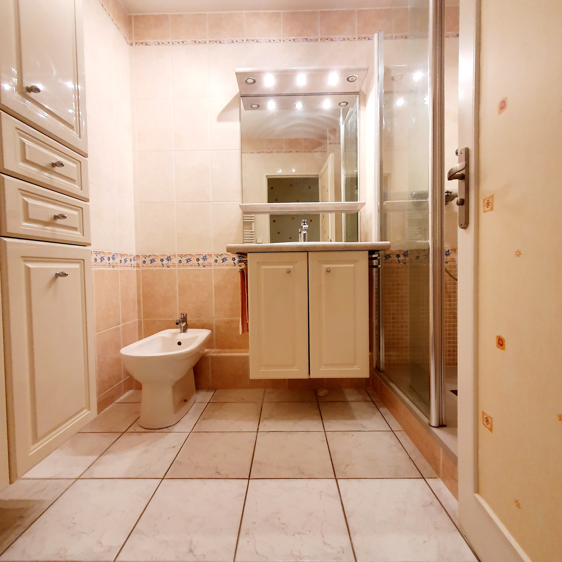A VENDRE APPARTEMENT 3 PIECES TALENCE AVEC TERRASSE