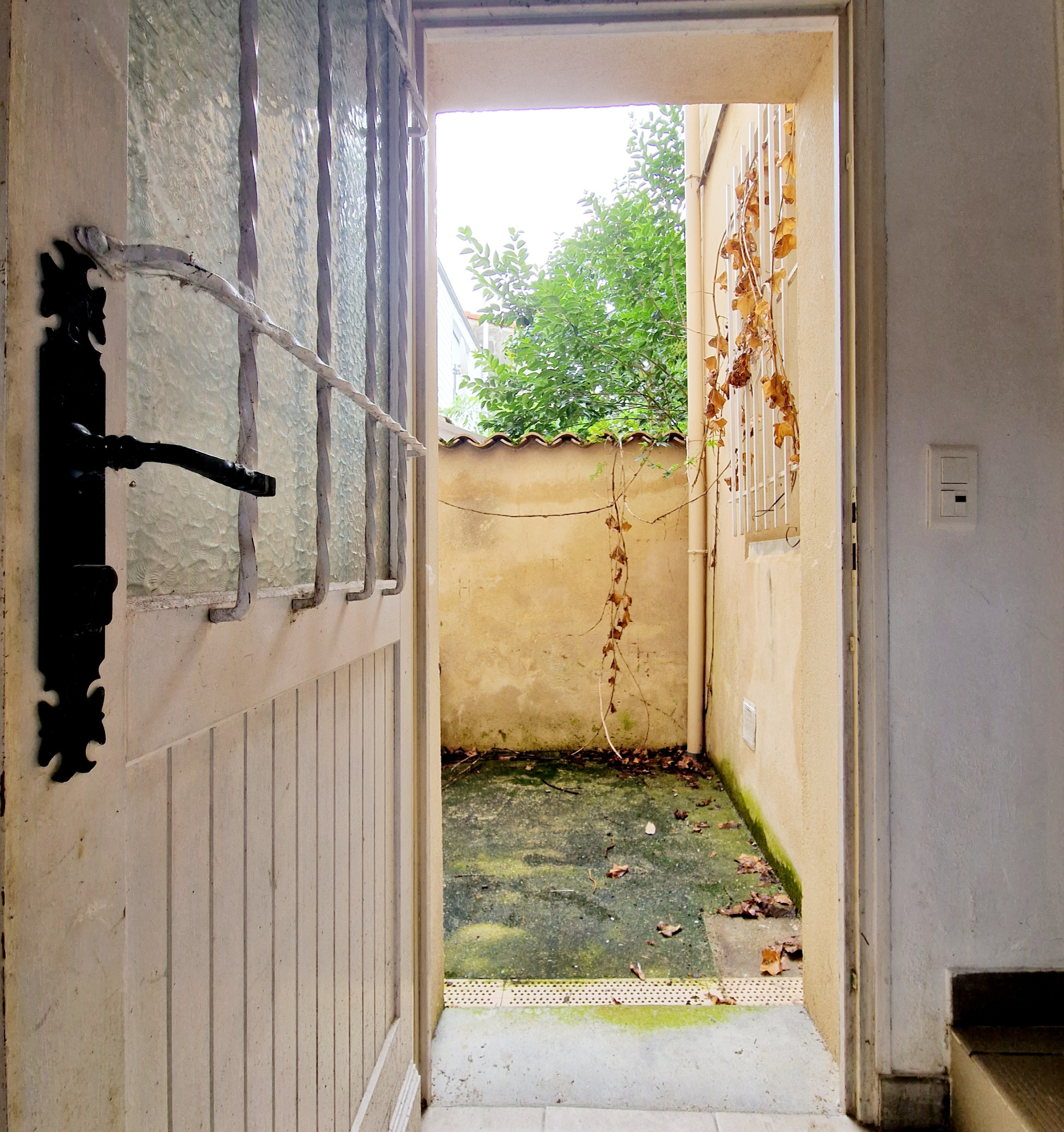 MAISON 3 PIECES BORDEAUX NANSOUTY AVEC COUR